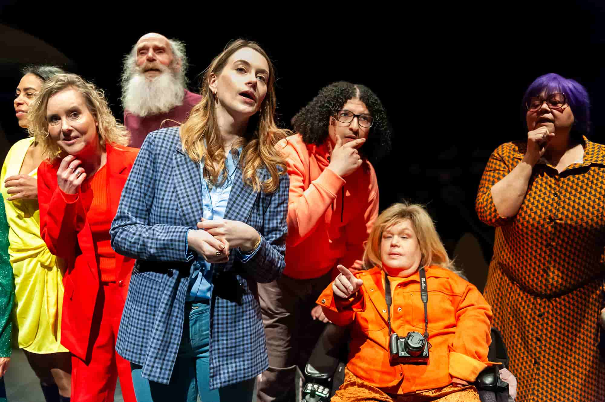 Ali, Gemma, Leo, tijdens repetitie